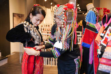 民族服飾體驗 200 元/人
